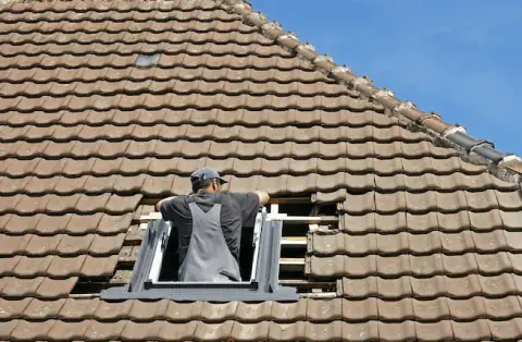 Pose de velux à Massérac